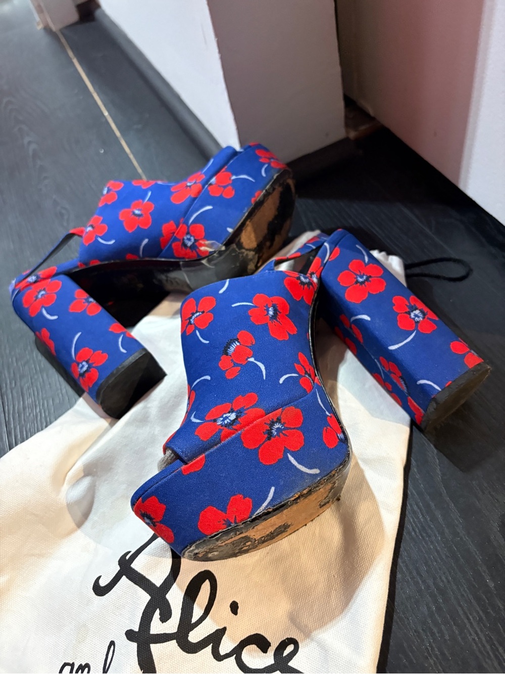 Alice + Olivia Blue Floral Platform Heels with Red Flowers